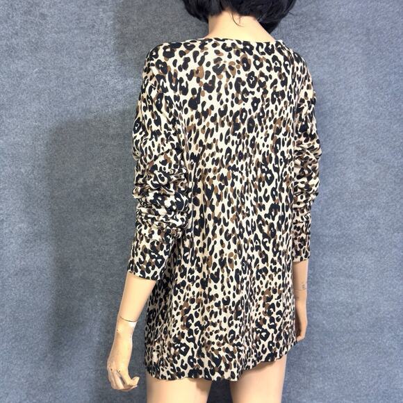 Animal Leopard Print Cardigan Sweater Long Sleeve L Lightweight Button Mob Wife - Picture 3 of 14
